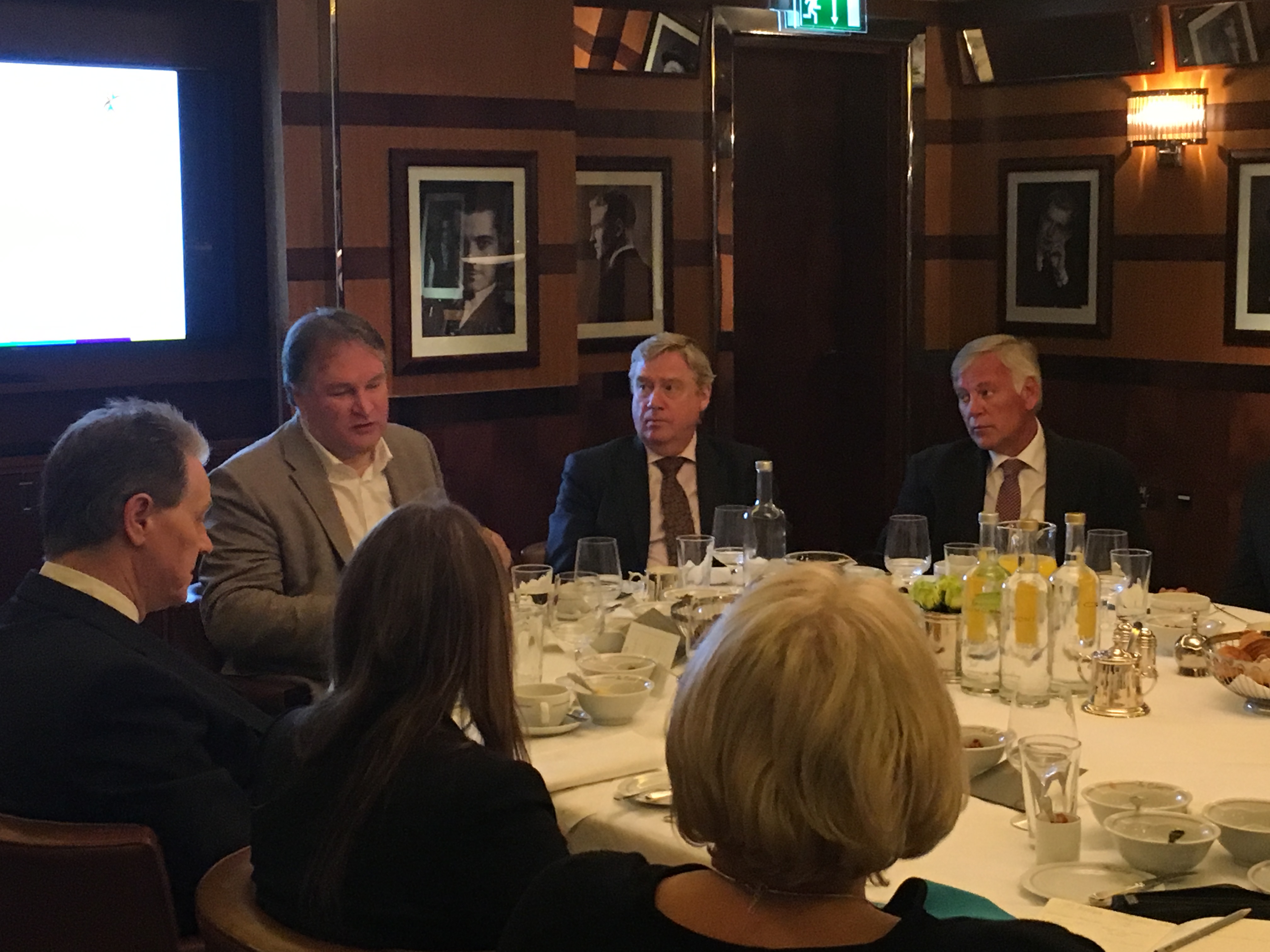 HPO breakfast meeting London for Managing Directors and CEOs